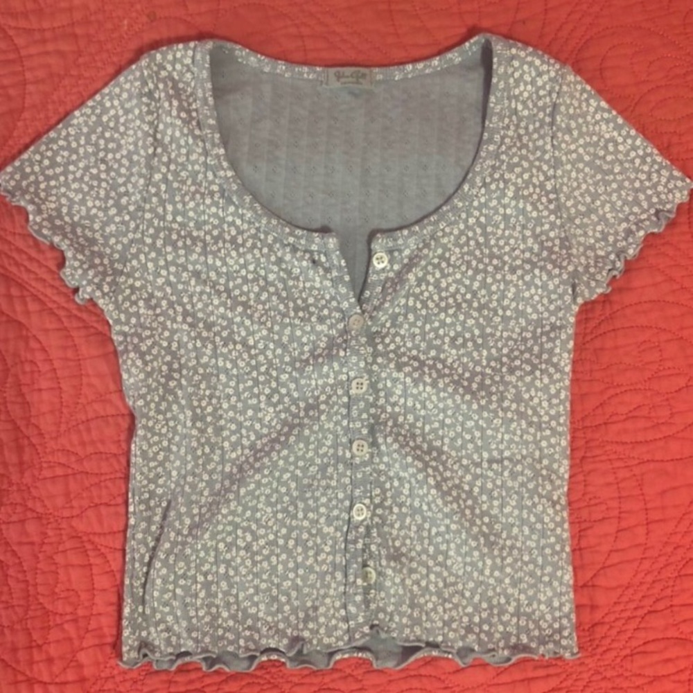 blue floral zelly top